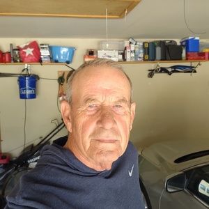 Meet your Posher, Ray